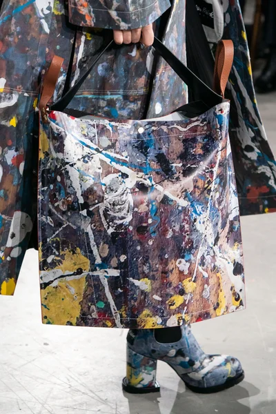 Look 44